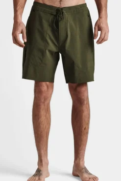 Mens Layover Trail 3.0 18'' Shorts