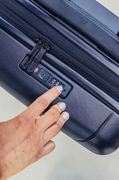 Quadro Pro Carry On Suitcase