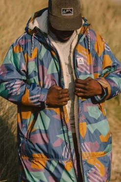 Unisex Waves Recycled Sherpa Lined Changing Robe