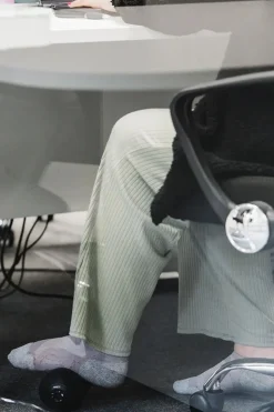 VYB Duo Vibration Peanut Massage Ball