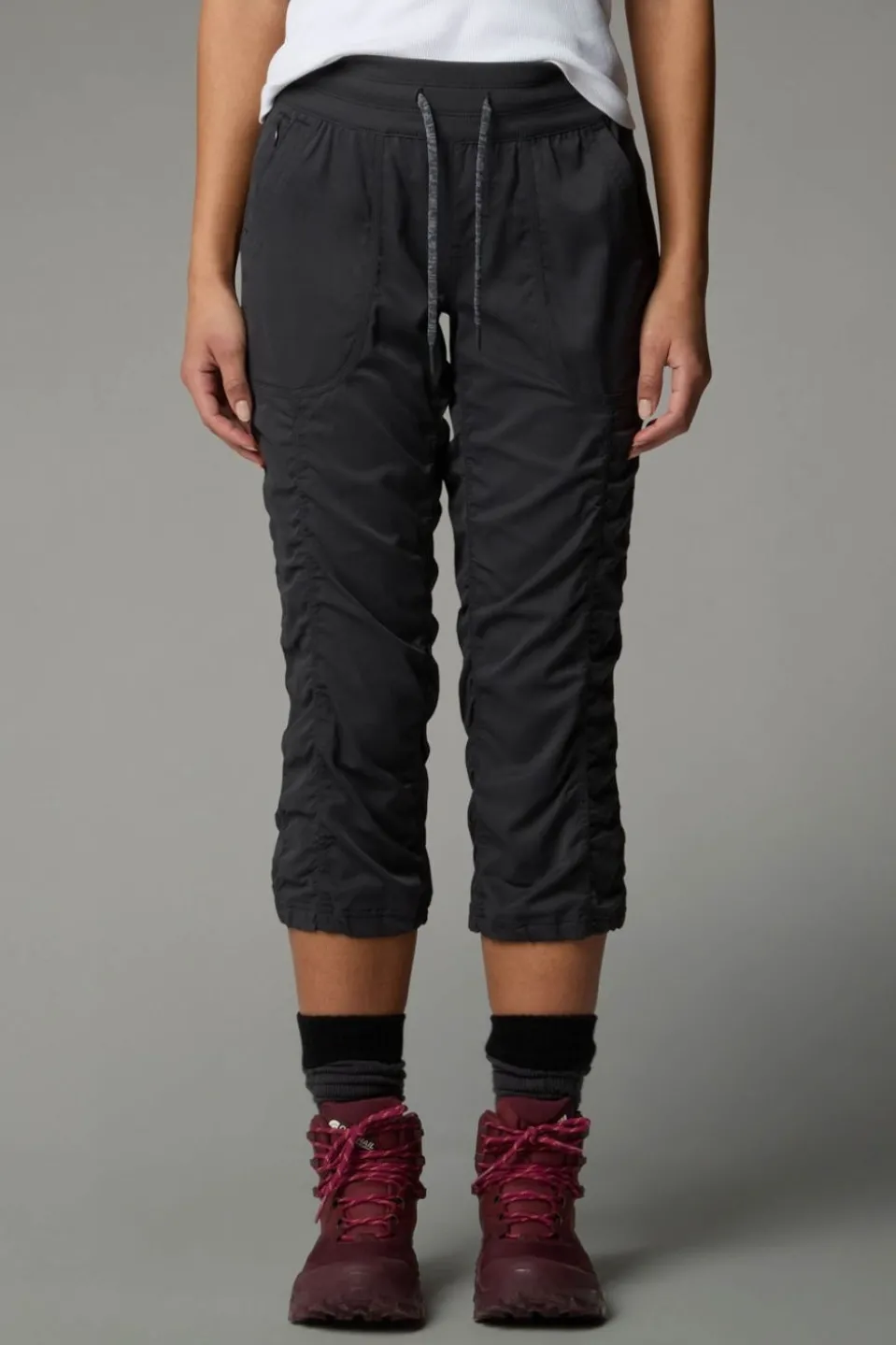 Womens Aphrodite 2.0 Capri Trousers