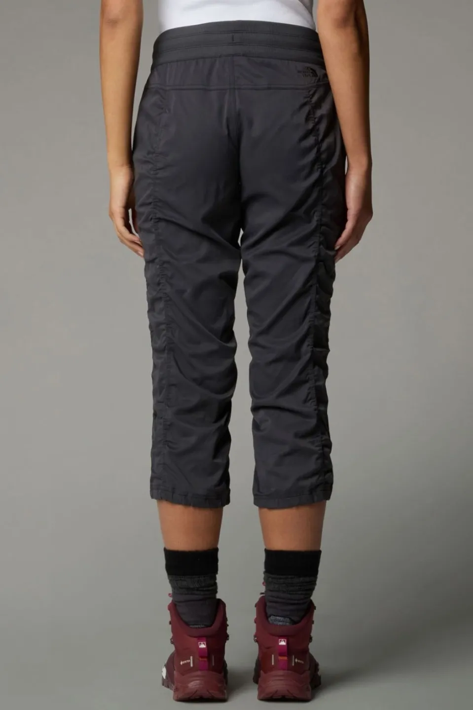 Womens Aphrodite 2.0 Capri Trousers