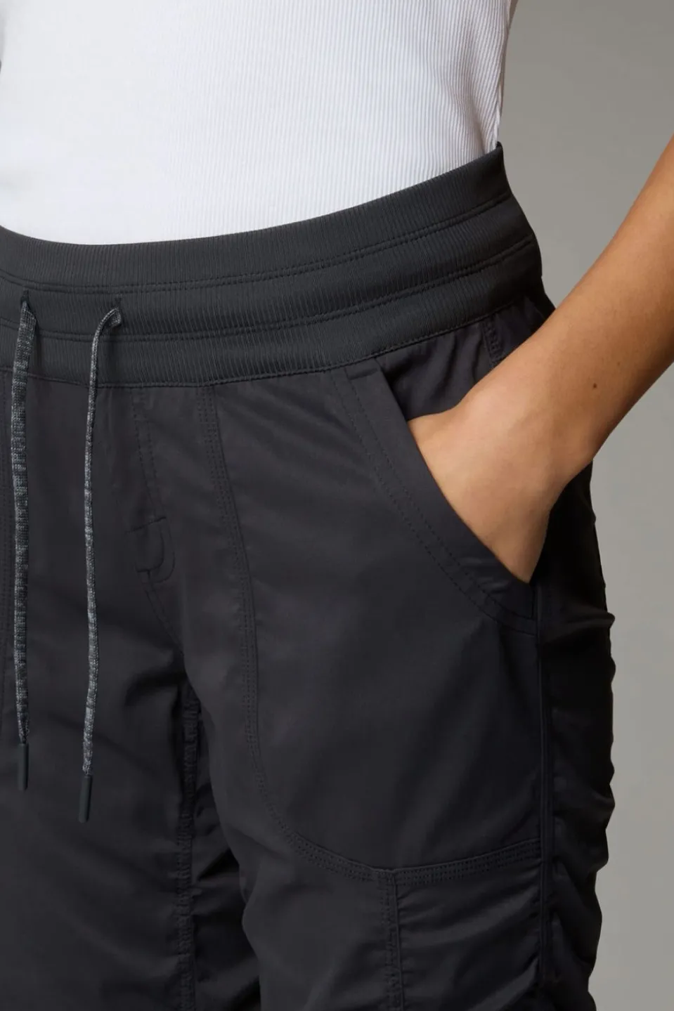 Womens Aphrodite 2.0 Capri Trousers