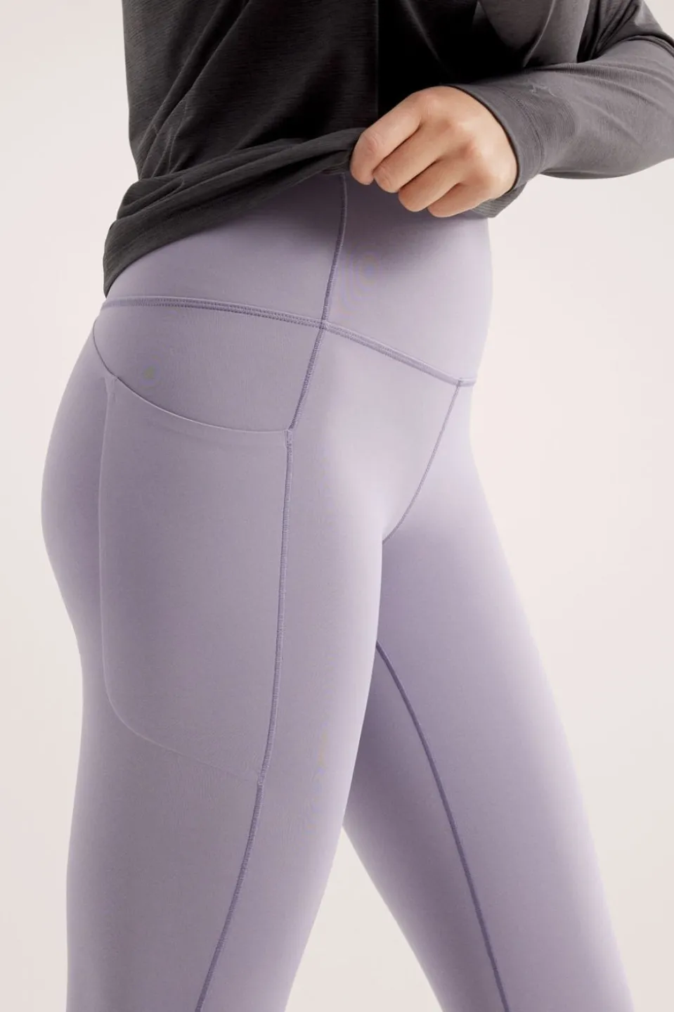 Womens Essent High-Rise 26' Leggings