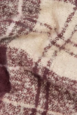 Womens Saltburn Beanie and Tartan Scarf Gift Set